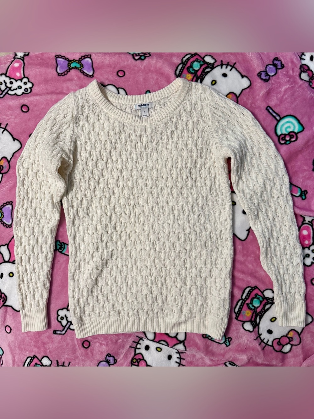 Old Navy White Cable Knit Sweater S
